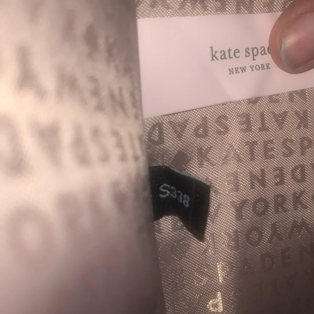 KATE SPADE NEW YORK Knightsbridge Glossy Croco-Embossed Doris Sparrow Satchel